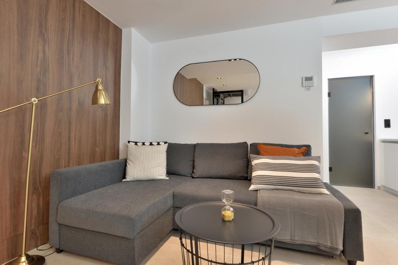 Phaedrus Living City Center Luxury Flat Skoufa アテネ エクステリア 写真