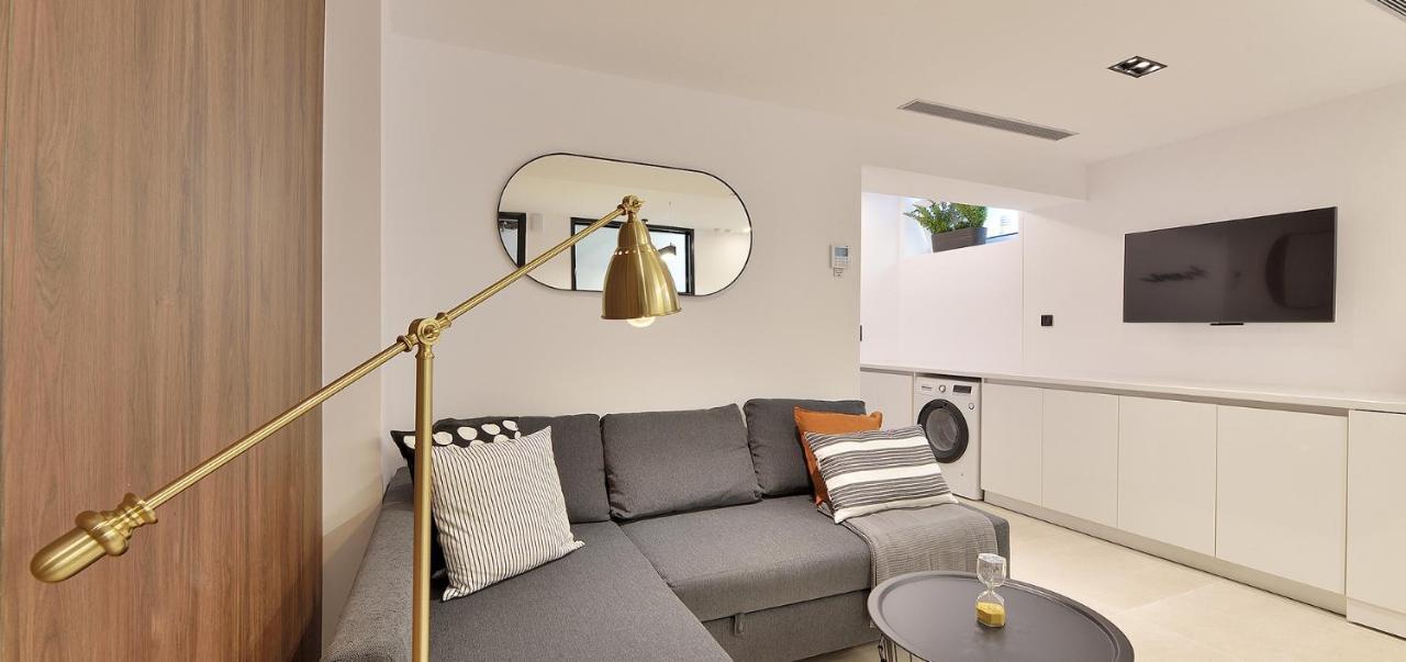 Phaedrus Living City Center Luxury Flat Skoufa アテネ エクステリア 写真